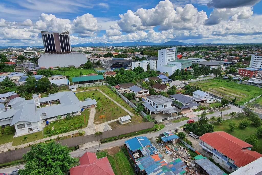 Kozi Square New Sgh Cozy Home Lv5B Kuching Exteriér fotografie