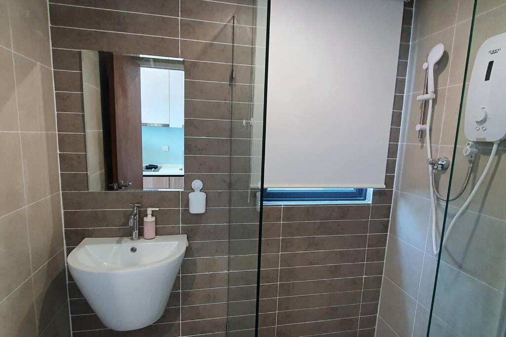 Kozi Square New Sgh Cozy Home Lv5B Kuching Exteriér fotografie